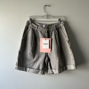 Essentiel Antwerp grey denim pleated shorts